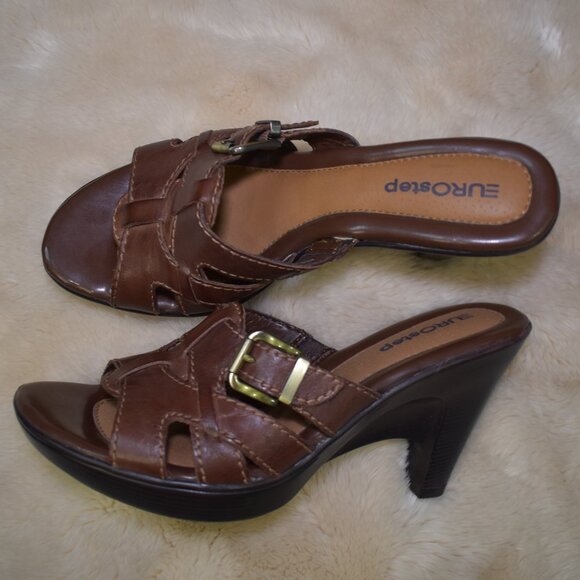 Eurostep Brown Leather Slip-On Sandals Size 8 Open Toe Buckle Casual Comfrot - Picture 6 of 10